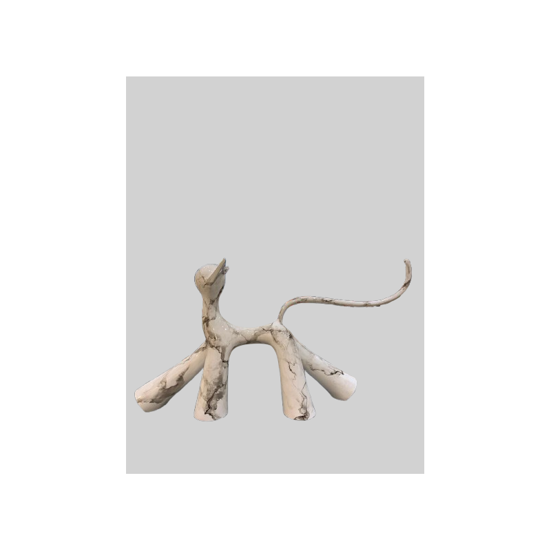 Grand Cha'défile sculpture by Lolek