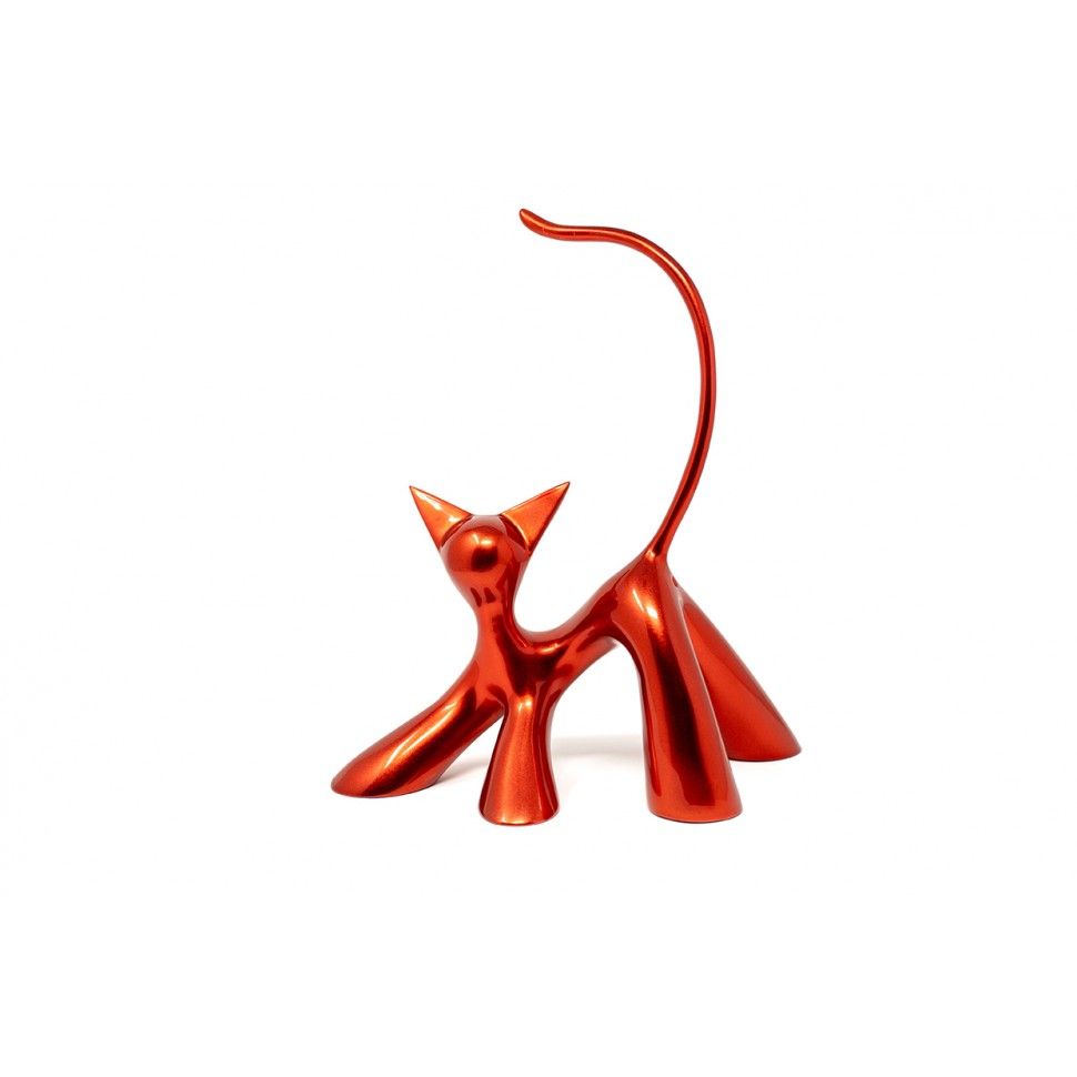 La brioche, sculpture de chat debout en résine rouge