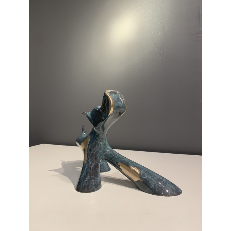 Petit Sherlock sculpture by Lolek