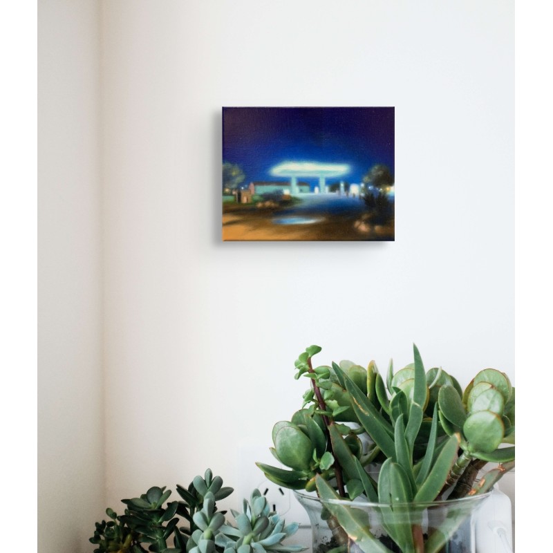 Œuvre nocturne urbaine de l'artiste peintre Laëtitia Giraud, avec lumières, reflets bleus de la ville.