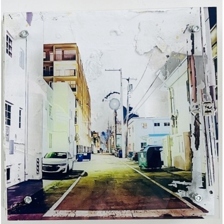 No name C door Gregory Watin