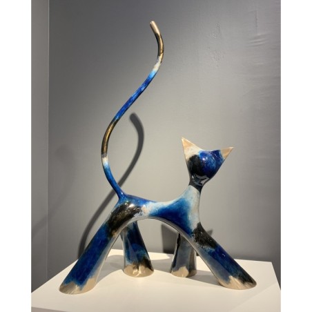Sculpture de chat en bronze noir, bleu et gris de l'artiste lolek