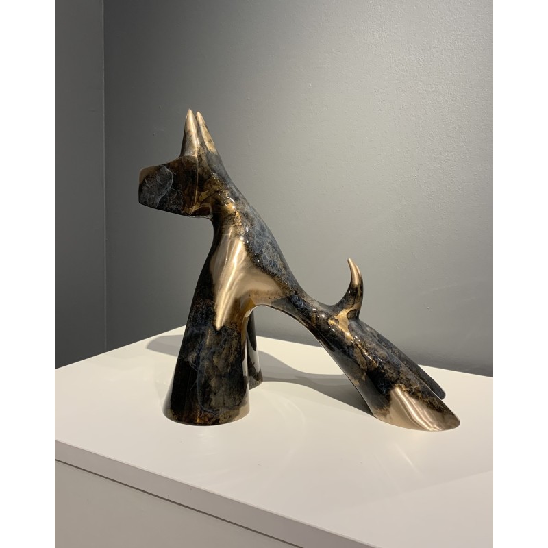 Kivala 3/8 sculpture by Lolek