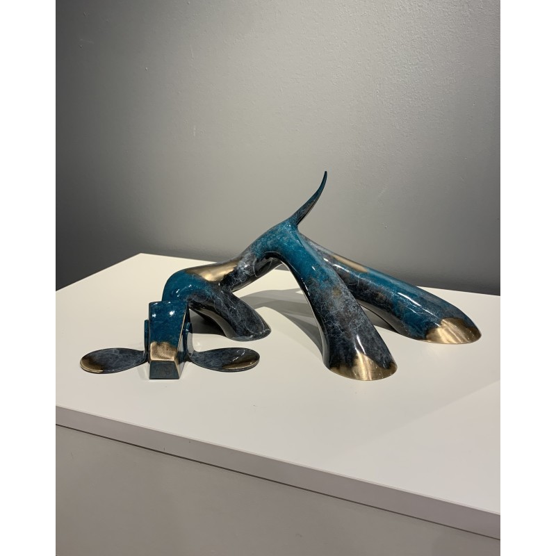 Sculpture de chien en bronze marbré gris et cobalt meulé de l'artiste sculpteur lolek