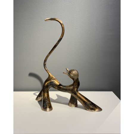 Sculpture de chat en bronze noir et gris brossé meulé.