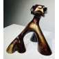 Chien en bronze par LOLEK, minimaliste et élégant, patine marron rouge brossé.