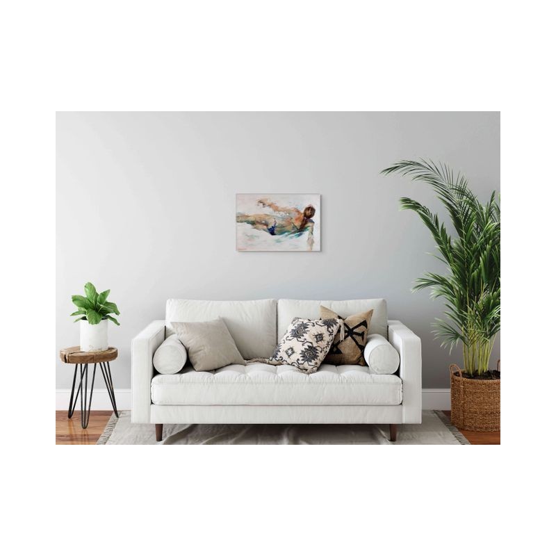 Foam and waves door Monica Castanys