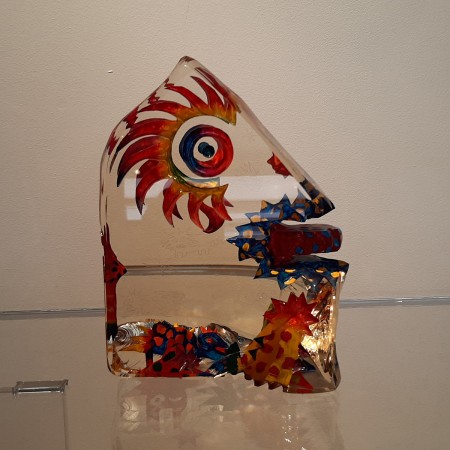 Imaginaire III vue de face de la sculpture en verre contemporain pièce unique par artiste verrier